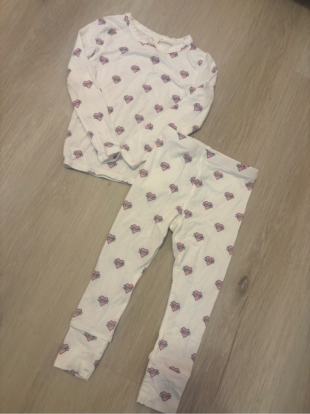SKIMS White Pajama Set with Pink Heart Print